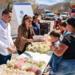 🥫🍞🍊 El Gobierno de Calvillo en coordinación con el DIF Estatal, DIF Calvillo y la Asociación de Niño a Adulto Mayor, hizo entrega de apoyos alimenticios a familias de la comunidad de Ojocalientillo.