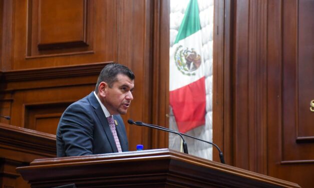 PRESENTA DIPUTADO ADÁN VALDIVIA INICIATIVA PARA PREVENIR LA INSUFICIENCIA RENAL DESDE EL SISTEMA EDUCATIVO